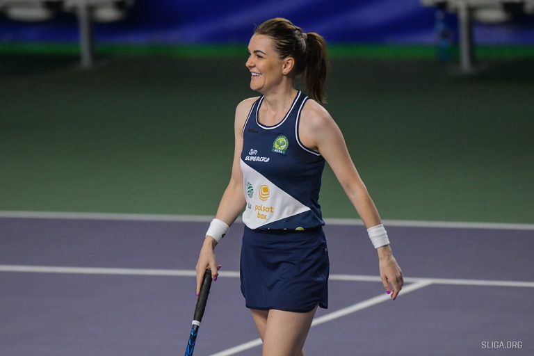 Agnieszka Radwańska ze swoją serbska partnerka nie zdołała awansować do finału Turnieju Legend w Wimbledonie. Fot. Piotr Kucza