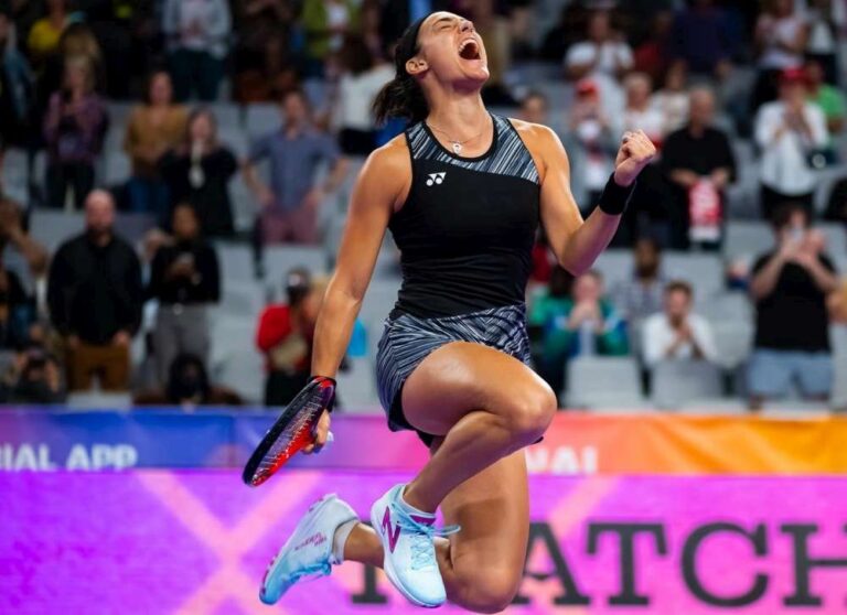 Francuzka Caroline Garcia pewnie wygrała mecz z Cori „Coco” Gauff. Fot. WTA Finals 2022