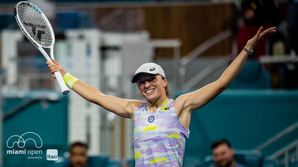 W Miami w rywalizacji kobiet z numerem „jeden” ma zagrać triumfatorka z 2022 roku liderka rankingu WTA tenisistek Iga Świątek. Fot. Miami Open presented by Itaú/WTA Tour