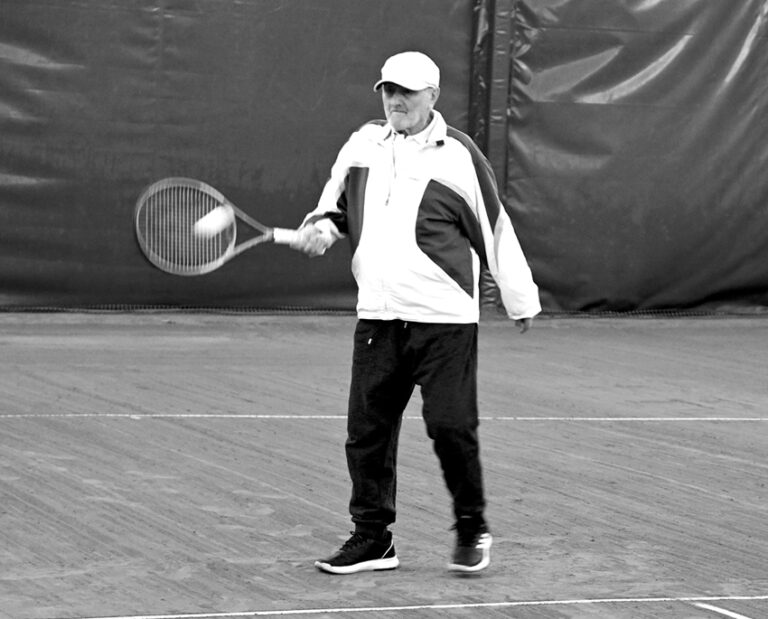 Ukochana dyscypliną sportu Tadeusza Krzyszkowskiego był tenis.