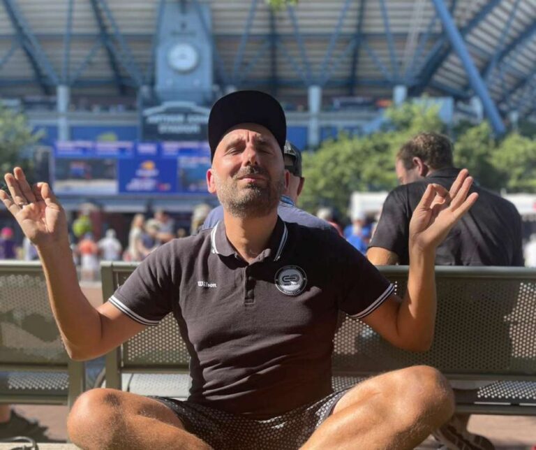 Radek Bielecki na kortach Flushing Meadows - „świątyni” amerykańskiego tenisa.