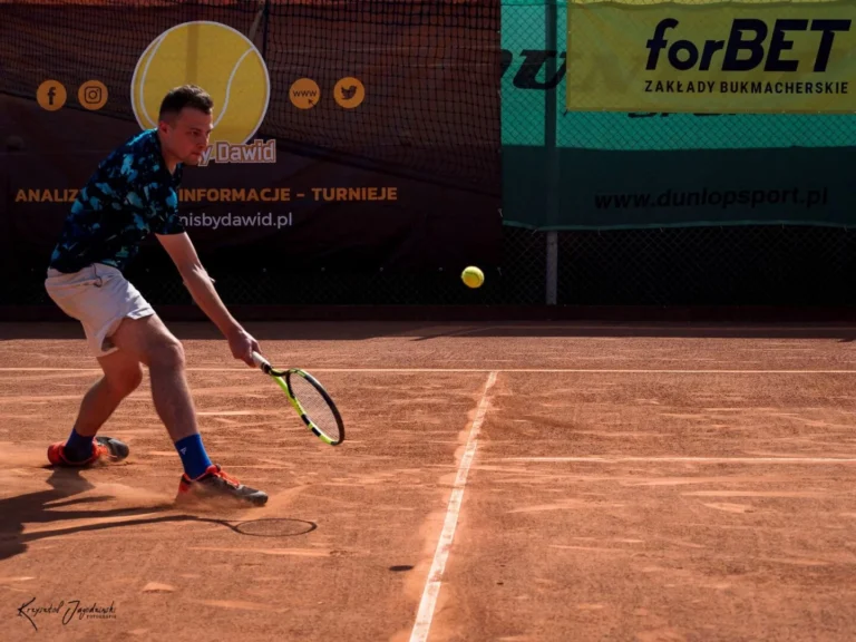 Szósta edycja Tenis by Dawid odbyła się również na kortach na Świerczewie w Poznaniu. Na zdjęciu Cezary Wajgt. Fot. Krzysztof Jagodziński