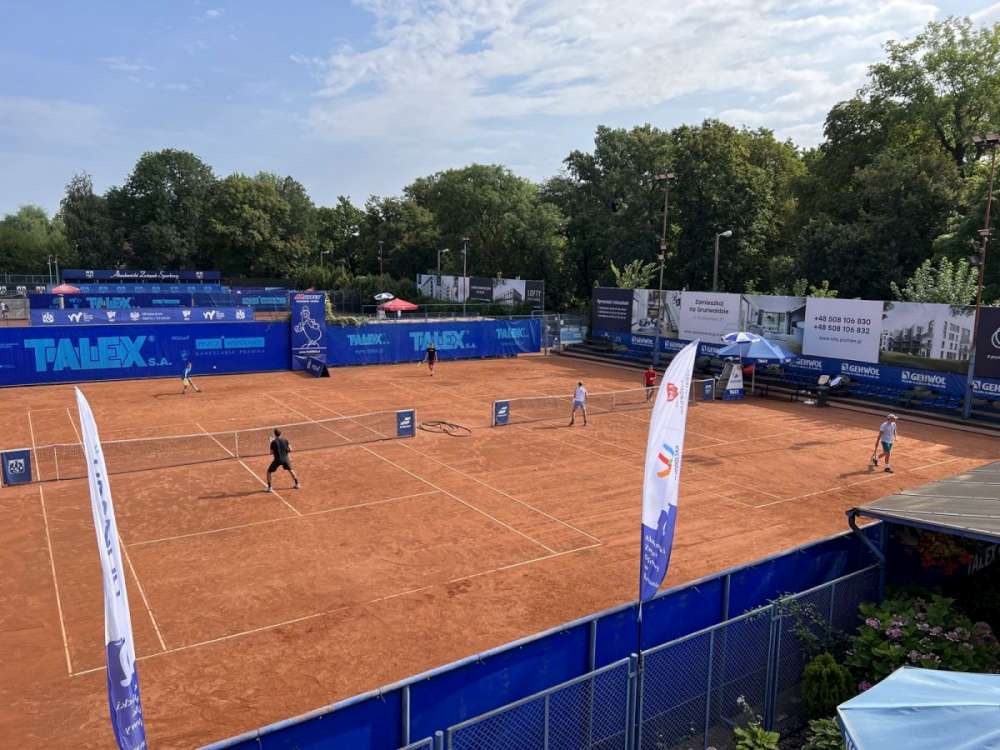 Międzynarodowe Mistrzostwa Wielkopolski Talex Open corocznie odbywają się na kortach AZS przy ul. Noskowskiego Poznaniu. Fot. Talex Open 2023