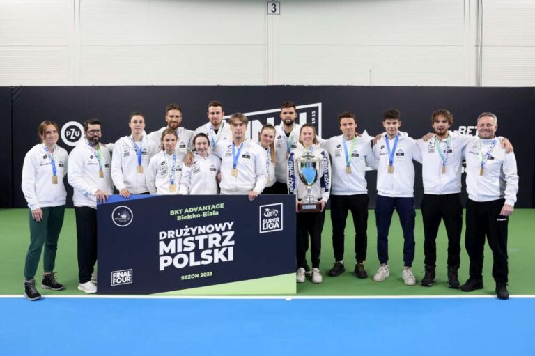 Drużynowym Mistrzem Polski na sezon 2023 został zespół BKT Advantage Bielsko-Biała. Fot. LOTTO SuperLIGA