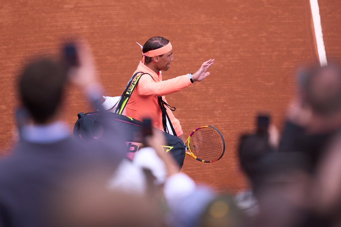 Słynny hiszpański tenisista z Majorki na drugiej rundzie zakończył udział w turnieju w Barcelonie. Fot. Barcelona Open Banc Sabadell