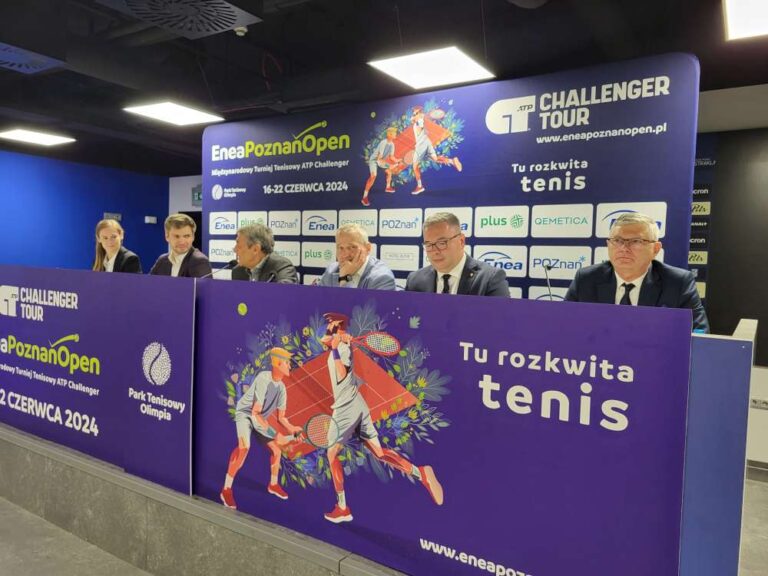 Uczestnicy środowej konferencji przed turniejem Enea Poznań Open 2024. Fot. Tenis Magazyn
