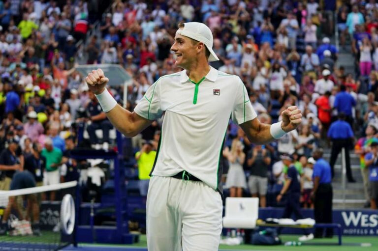 US Open 2023 był ostatnim w karierze Johna Isnera, doświadczonego amerykańskiego tenisisty. Fot. www.depositphotos.com