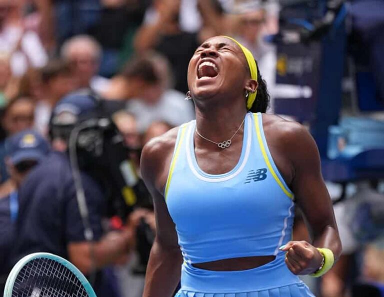 Amerykanka Cori Coco Gauff, która w hicie trzeciej rundy gry pojedynczej kobiet, po odwróceniu przebiegu rywalizacji, pokonała w trzech setach 3:6 6:3, 6:3 Ukrainkę Elinę Switoli