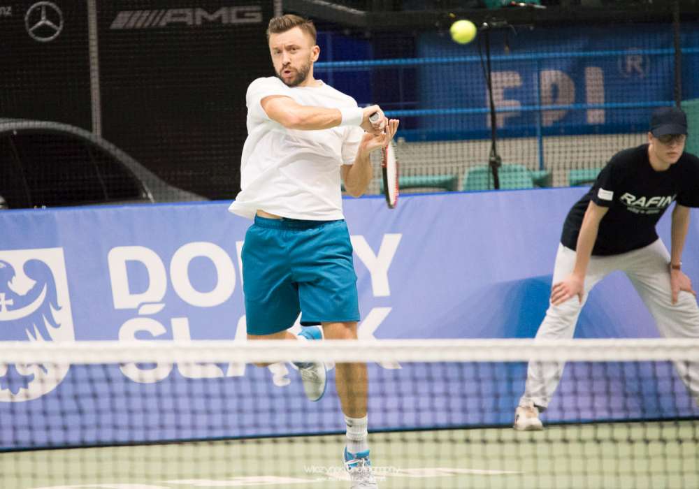 Michał Przysiężny w akcji. Fot. Kim Tiilikainen Tennis