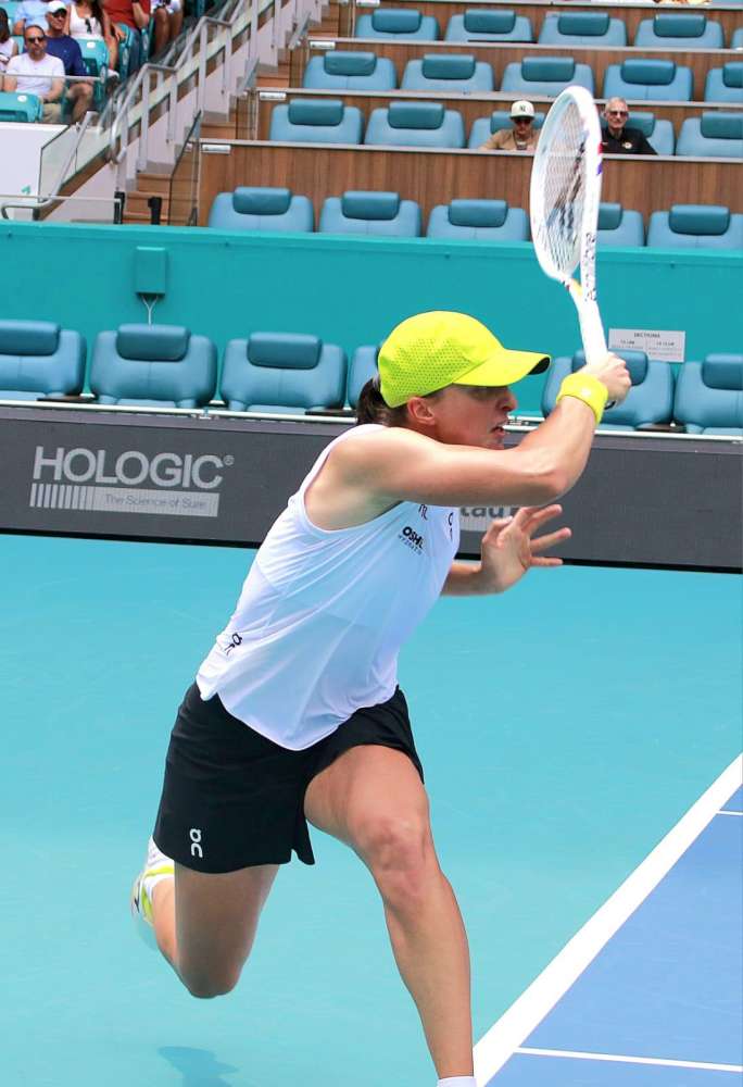 Iga Świątek na korcie w Miami. Fot. Bartosz Łosiak/Tenis Magazyn