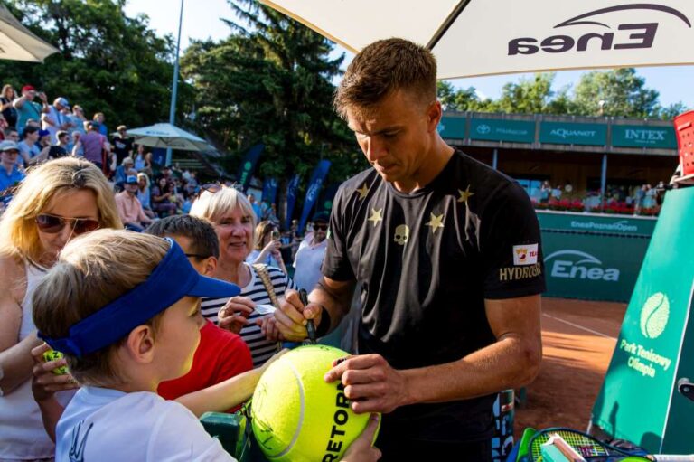 Karol Drzewiecki i Petr Nouza wygrali turniej deblowy Enea Poznań Open w 2023 roku. Fot. Paweł Rychter/Enea Poznań Open