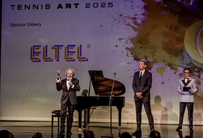 Podczas gali w Teatrze Polskim w Poznaniu uhonorowano Łukasza Kubota, wybitnego polskiego tenisistę, który od dziesięciu lat jest ambasadorem akcji Tennis Art. Fot. Monika Ziętarska