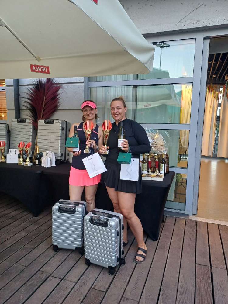 Anna Kącka i Joanna Gałecka.