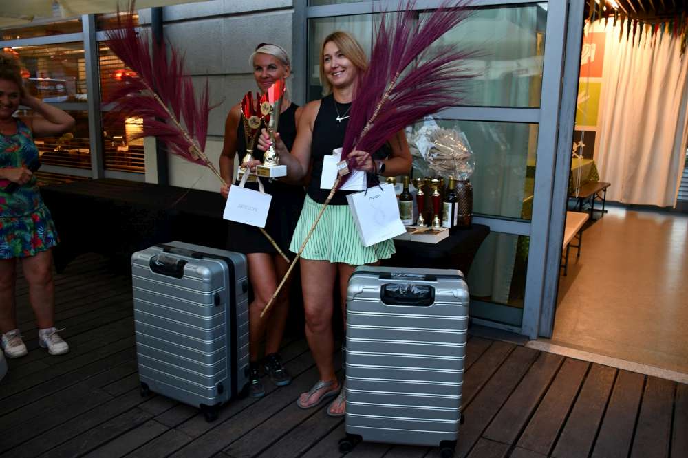 Anna Mstowska i Katarzyna Kempf. Fot. Kortowo Tennis Club