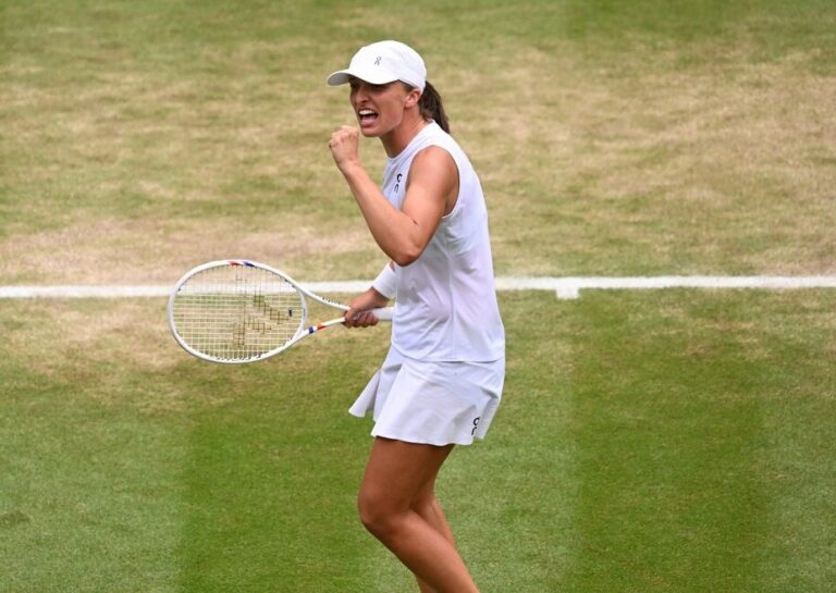 Iga Świątek stanie w sobotę 12 lipca 2025 przed szansą sięgnięcia po szósty w karierze seniorskiej tytuł wielkoszlemowy w grze pojedynczej kobiet. Fot. ITF