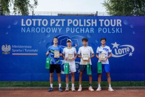 W sobotnim finale Karol i Mikołaj okazali się lepsi 7:5, 4:6, 10-6 od polsko-ukraińskiej pary Jakub Jędrzejczak (BKT Advantage Bielsko-Biała) i Władysław Orłow