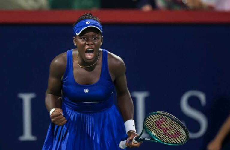 Kanadyjka Victoria Mboko pokonała Hiszpankę Jessicą Bouzas Maneiro i zagra w półfinale turnieju WTA 1000 Canadian Open 2025 w Montrealu. Fot. WTA/Canadian Open 2025 Omnium Banque Nationale
