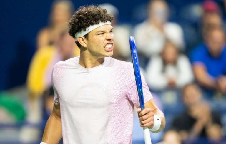 Dzięki triumfowi w Kanadzie Ben Shelton w rankingu, singlowym ATP awansował na najwyższą w karierze szóstą pozycję. Fot. National Bank Open 2025