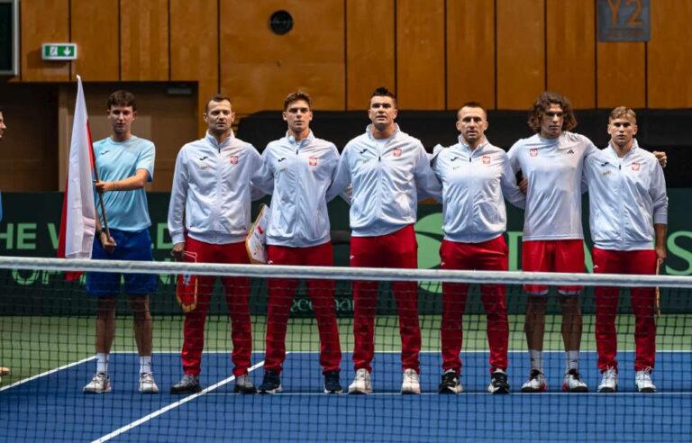 Reprezentacja Polski zmierzy się na wyjeździe w pierwszy weekend lutego 2026 roku z zespołem Egiptu w meczu Pucharu Davisa. Fot. Bartosz Peszel