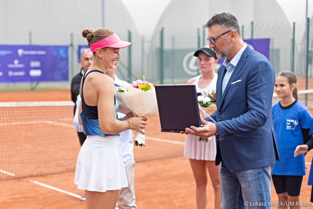 Gina Feistel (LOTTO PZT Team) zdobyła czwarty tytuł w karierze, zwyciężając w turnieju ITF W15 Radom Cup. Fot. Łukasz Wójcik/UM Radom