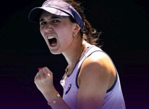 Niemka Eva Lys (66. WTA), po zwycięstwie 6:3, 1:6, 6:4 sensacyjnie wyeliminowała rozstawioną z numerem ósmym, reprezentującą Kazachstan Elenę Rybakinę (10. WTA). Fot. China Open 2025