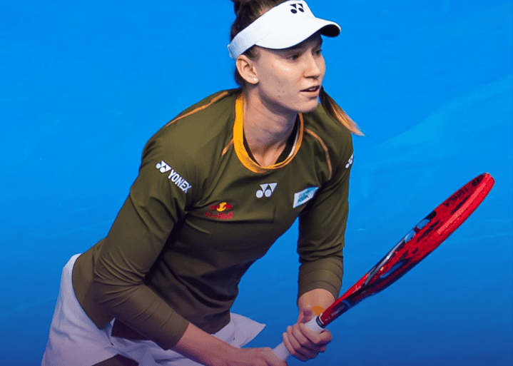 Elena Rybakina, która pokonując w turnieju WTA 500 Toray Pan Pacific Open Tennis 2025 Kanadyjkę Leylah Annie Fernandez awansowała do ćwierćfinału. Fot. Toray Pan Pacific Open Tennis 2025/WTA Tour