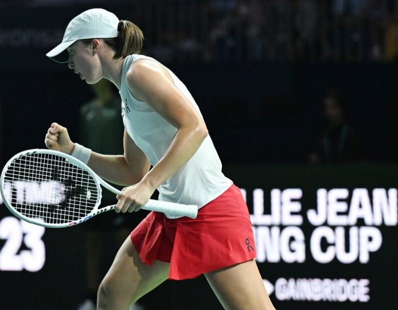 - To był bardzo intensywny sezon, ale cieszę się, że ostatnie mecze rozegram w Polsce - mówi Iga Świątek. Fot. ITF