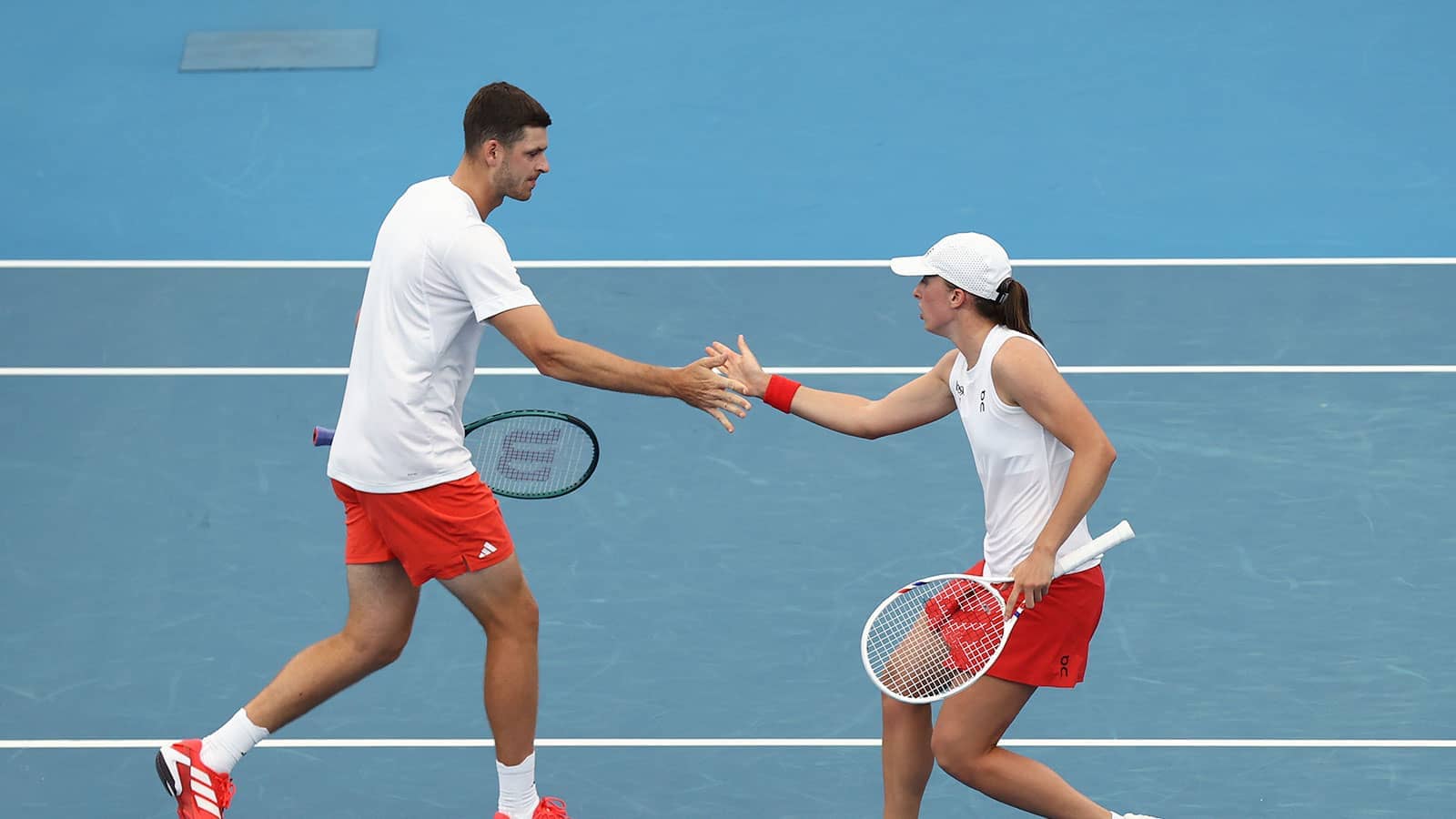 Podczas United Cup 2026 w reprezentacji Polski zagrają m. in. Hubert Hurkacz i Iga Świątek. Fot. United Cup 2026