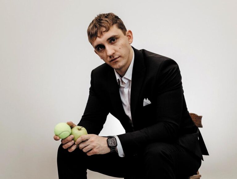 - Warto pamiętać, że dieta to fundament sukcesu każdego tenisisty, niezależnie od poziomu zaawansowania - mówi Filip Cybulski. Fot. Jakub Zajączkowski