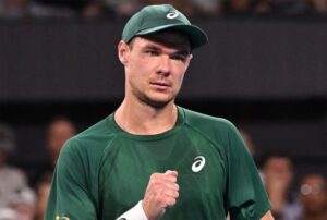Jeżeli Kamil Majchrzak awansuje do ćwierćfinału tysięcznika Miami Open 2026, na pewno po raz pierwszy w karierze znajdzie się w TOP 50 singlowego rankingu ATP.