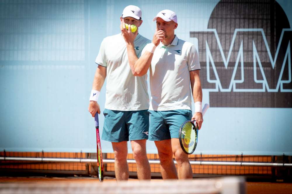 Brytyjsko-polska para deblowa Luke Johnson/Jan Zieliński w czwartek 30 kwietnia 2026 odniosła trzecie zwycięstwo w turnieju Mutua Madrid Open 2026. Fot. Tomasz Barański