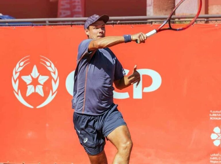 Kamil Majchrzak nie obroni zdobytych w ub. roku w Marrakeszu punktów rankingowych i w najbliższym notowaniu rankingu ATP zanotuje spadek. Fot. Grand Prix Hassan II 2025 ATP Tour
