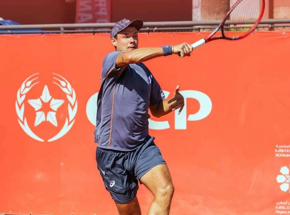 Kamil Majchrzak nie obroni zdobytych w ub. roku w Marrakeszu punktów rankingowych i w najbliższym notowaniu rankingu ATP zanotuje spadek. Fot. Grand Prix Hassan II 2025 ATP Tour