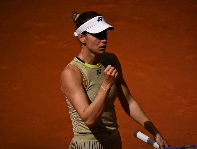 Węgierka Anna Bondar w dwóch setach pokonała Ukrainkę Eline Switolinę. Fot. Mutua Madrid Open 2026/WTA Tour