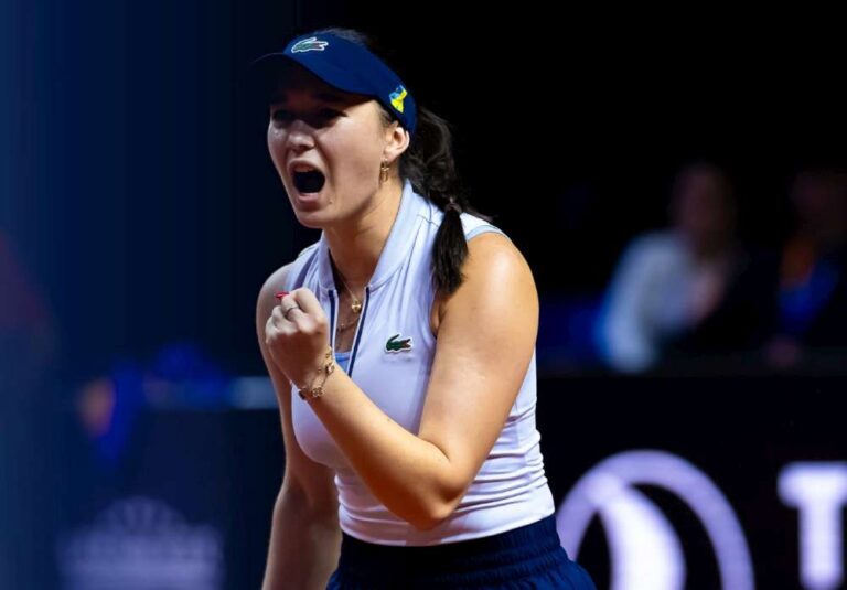 Niemka Eva Lys zwyciężyła wracającą na korty Hiszpankę Paulę Badosę. Fot. Porsche Tennis Grand Prix 2026/WTA Tour