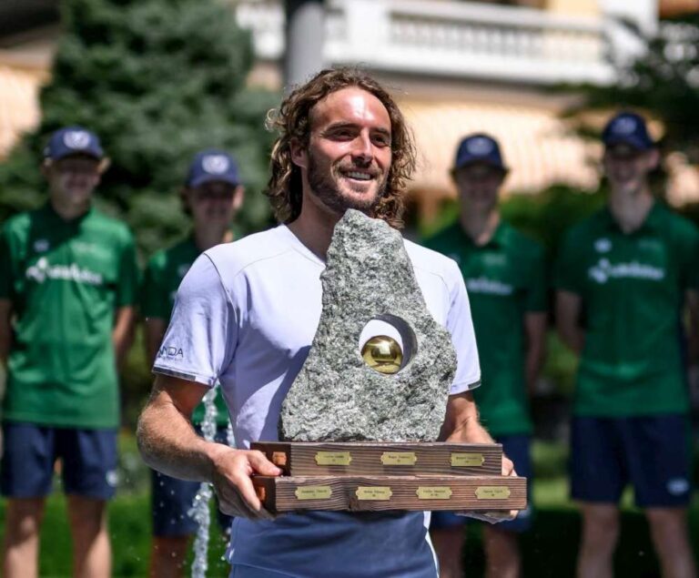 W Gstaad po tytuł w grze pojedynczej sięgnął Grek Stefanos Tsitsipas. Fot. ATP Tour/EFG Swiss Open Gstaad