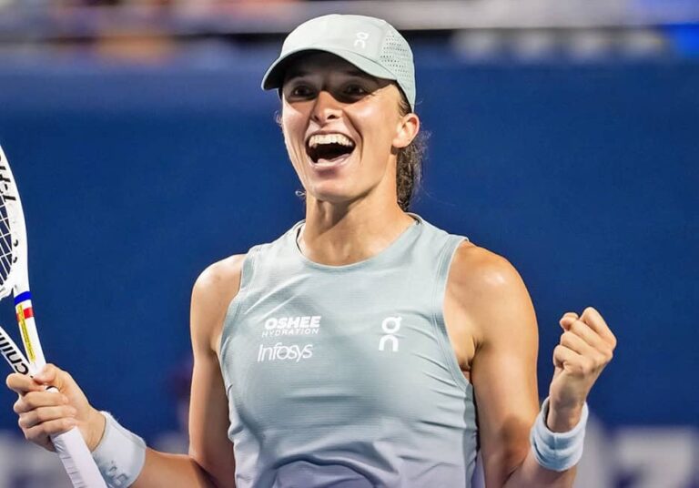 Iga Świątek była zdecydowaną faworytką niedzielnego spotkania. Fot. WTA