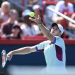 Hubert Hurkacz w ćwierćfinale w Chengdu. Para Luke Johnson/Jan Zieliński w półfinale gry podwójnej