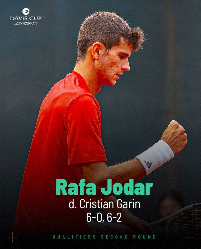 Reprezentację Hiszpanii do zwycięstwa nad Chile poprowadził Rafael Jodar. Fot. Puchar Davisa 2026